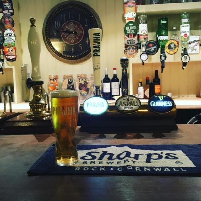 Hotel The Cricketers Arms Petworth Esterno foto