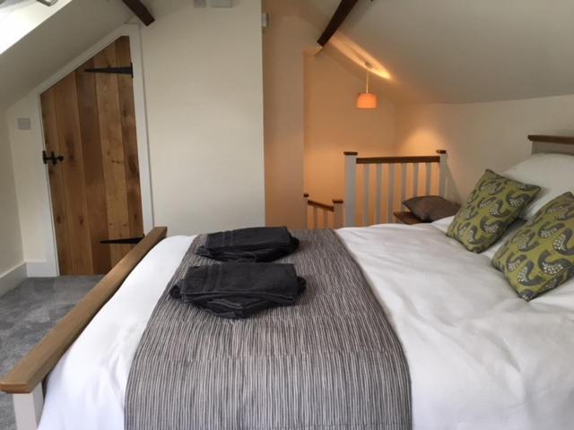 Hotel The Cricketers Arms Petworth Esterno foto