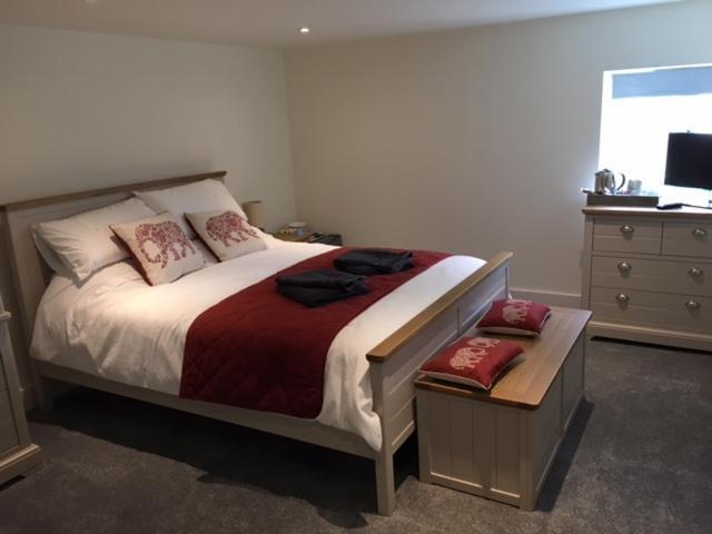 Hotel The Cricketers Arms Petworth Esterno foto